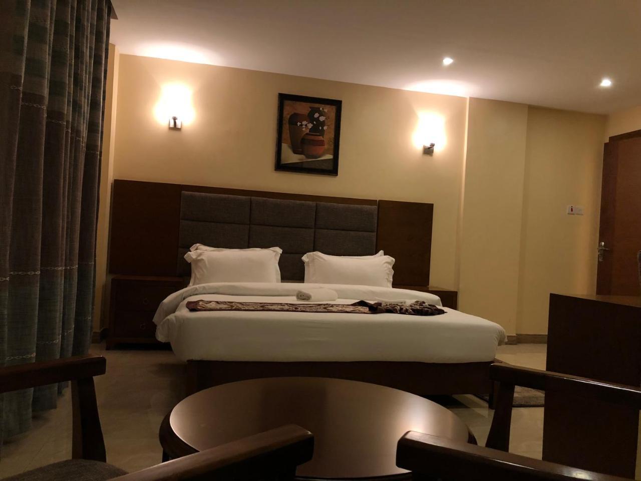 Imperial Hotel & Apartments Νταρ ες Σαλάμ Εξωτερικό φωτογραφία